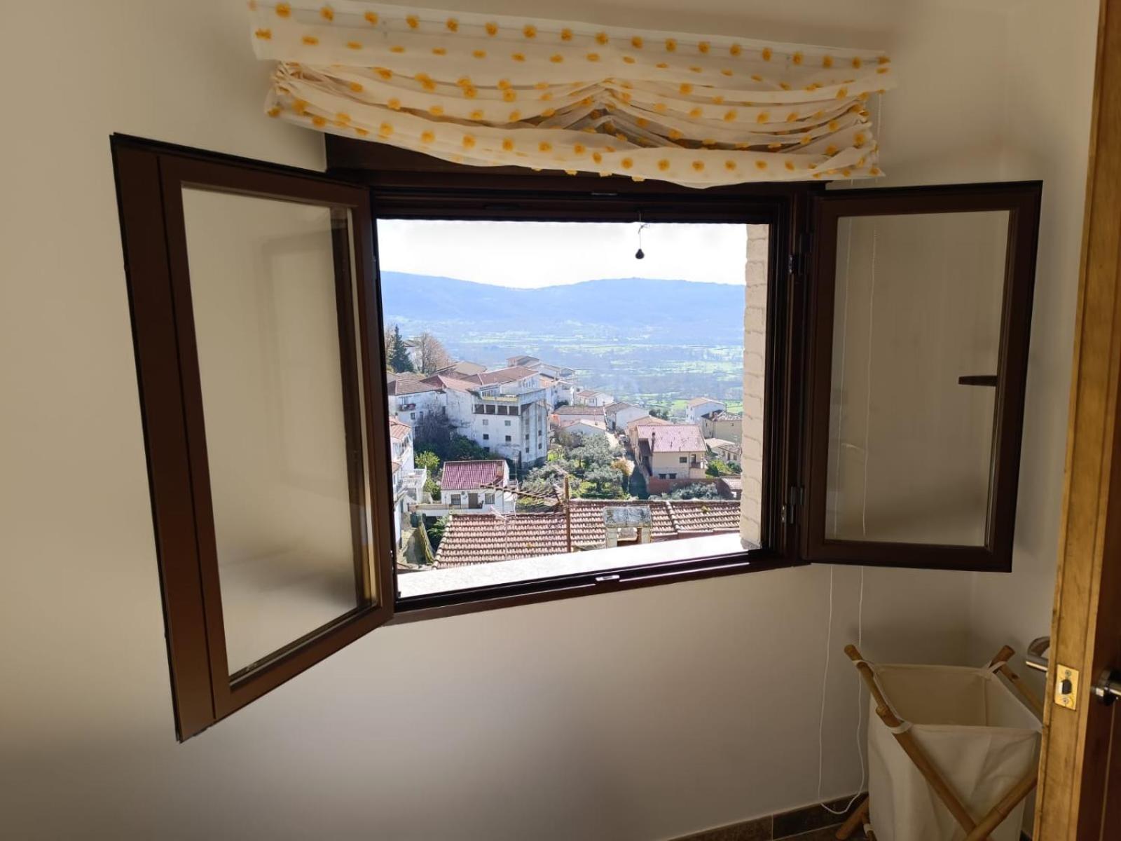 Apartamento U Lagartu Eljas Exterior foto
